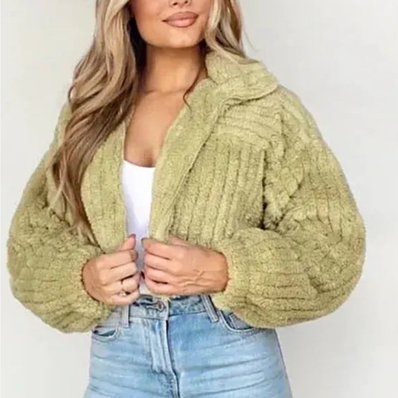 LONG SLEEVE ZIP UP HOGH COLLAR CROPPED JACKET - Picture 2 of 6